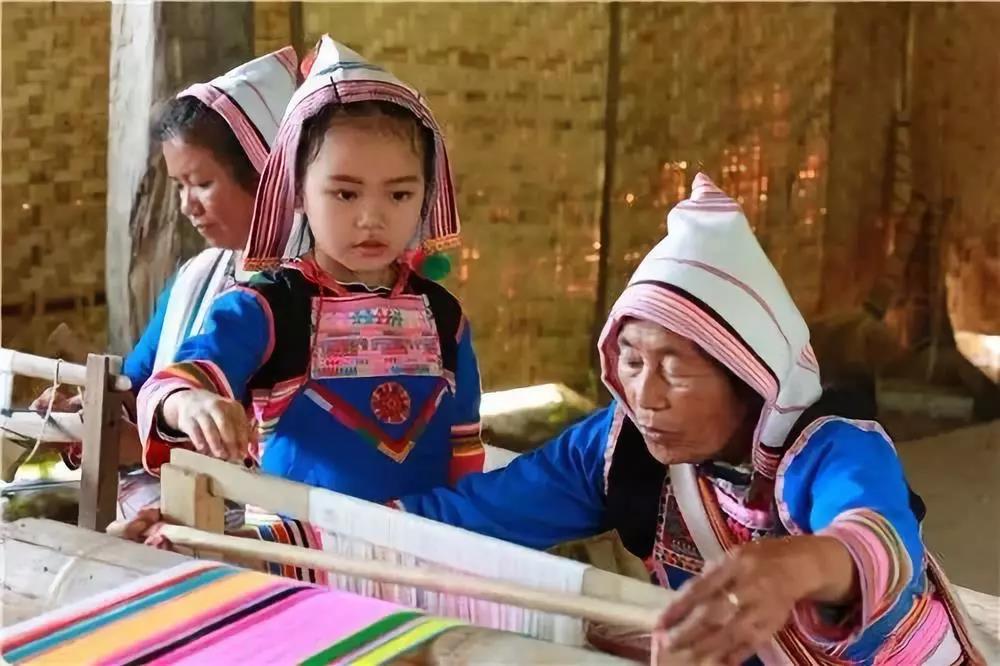 西雙版納研學(xué)旅行夏令營