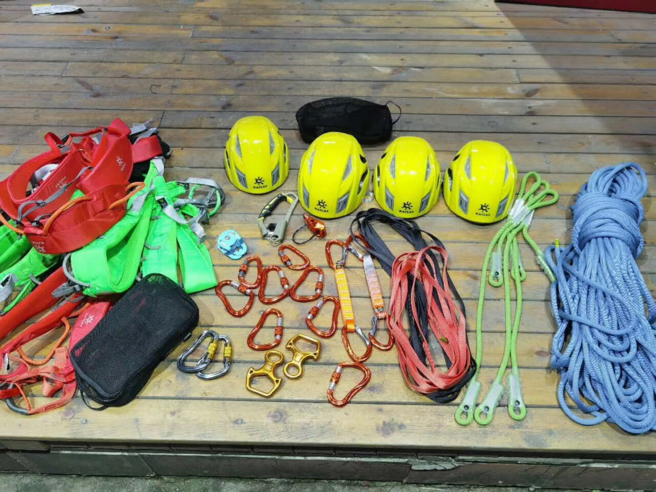 西雙版納熱帶雨林徒步穿越拓展團建