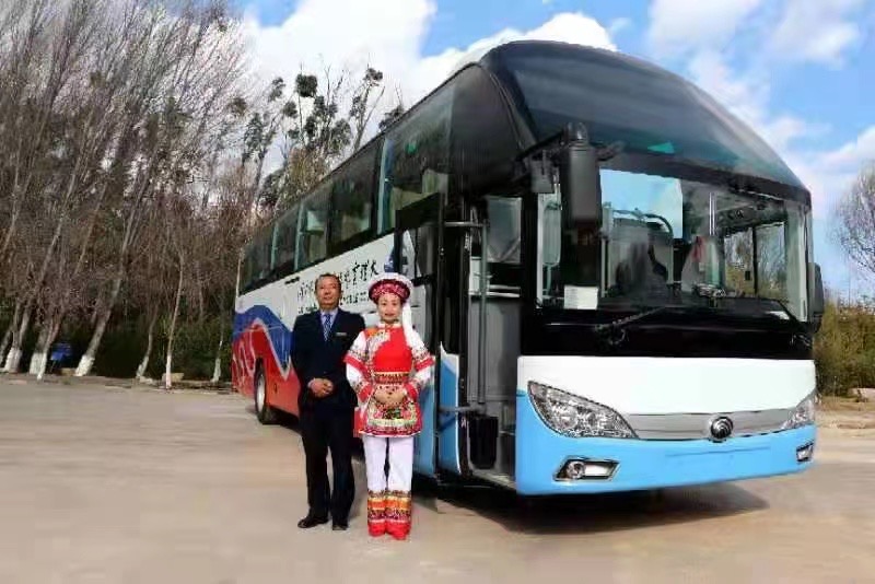 西雙版納企業(yè)單位會(huì)議包車旅游汽車租車接送機(jī)用車會(huì)議會(huì)展租車攻略