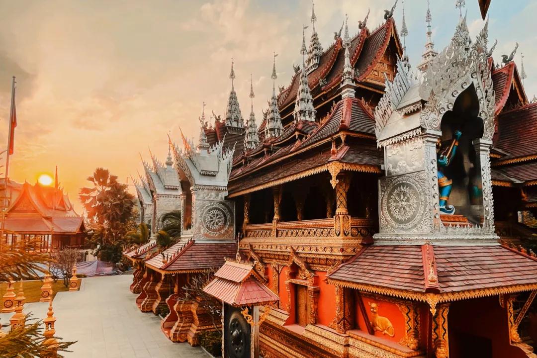 越來越火的西雙版納，最全攻略看這里   西雙版納策劃公司