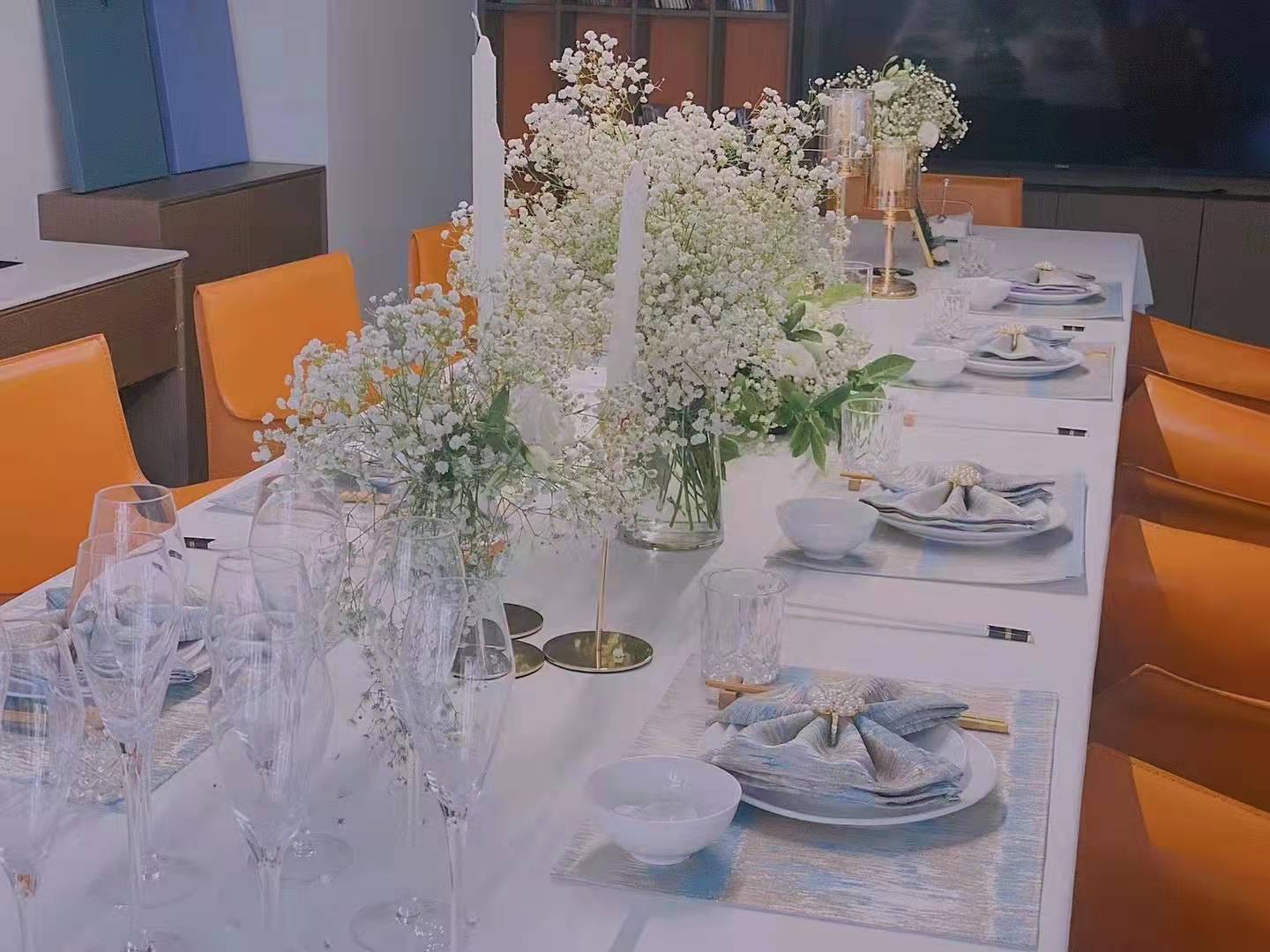 西雙版納特色餐廳推薦：西雙版納告莊·野有蔓草美食藝術餐廳！